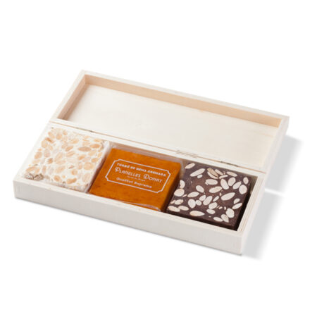 SQUARE GIFT BOX 3 DELICACIES